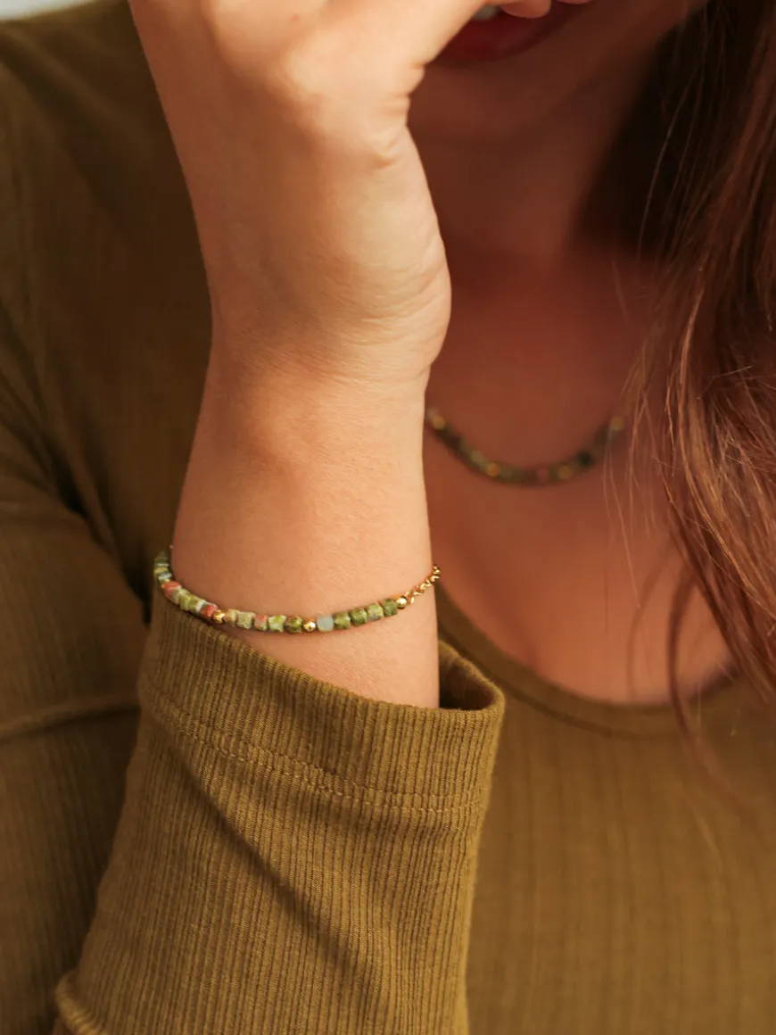 Fantasy Journey Green ARMBAND