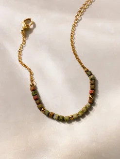 Fantasy Journey Green ARMBAND