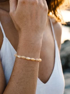 Fantasy Shell ARMBAND