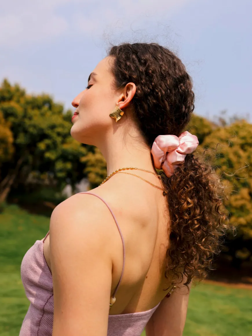 Fluffy Touch Pure Silk Scrunchie Light Pink