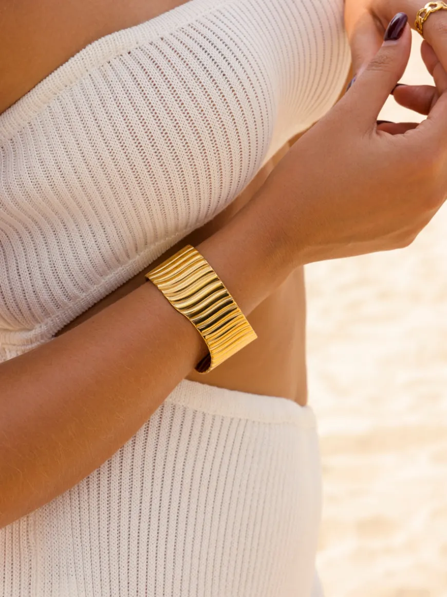 Fluid Ripple Armcuff