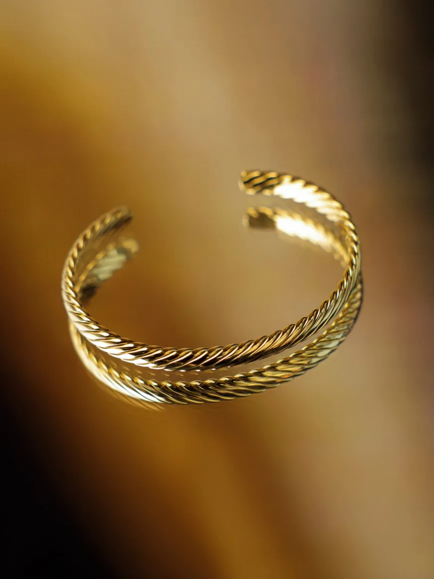 Gentle Swirl Armcuff