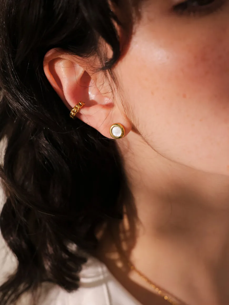 Gentle Twist Earcuff
