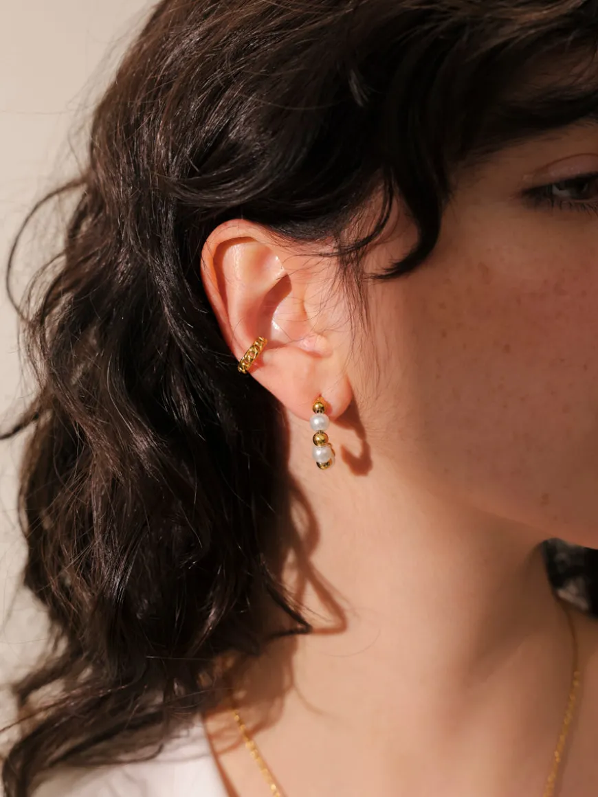 Gentle Twist Earcuff
