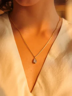 Gleaming Drop Kette
