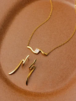 Glistening Wave Set