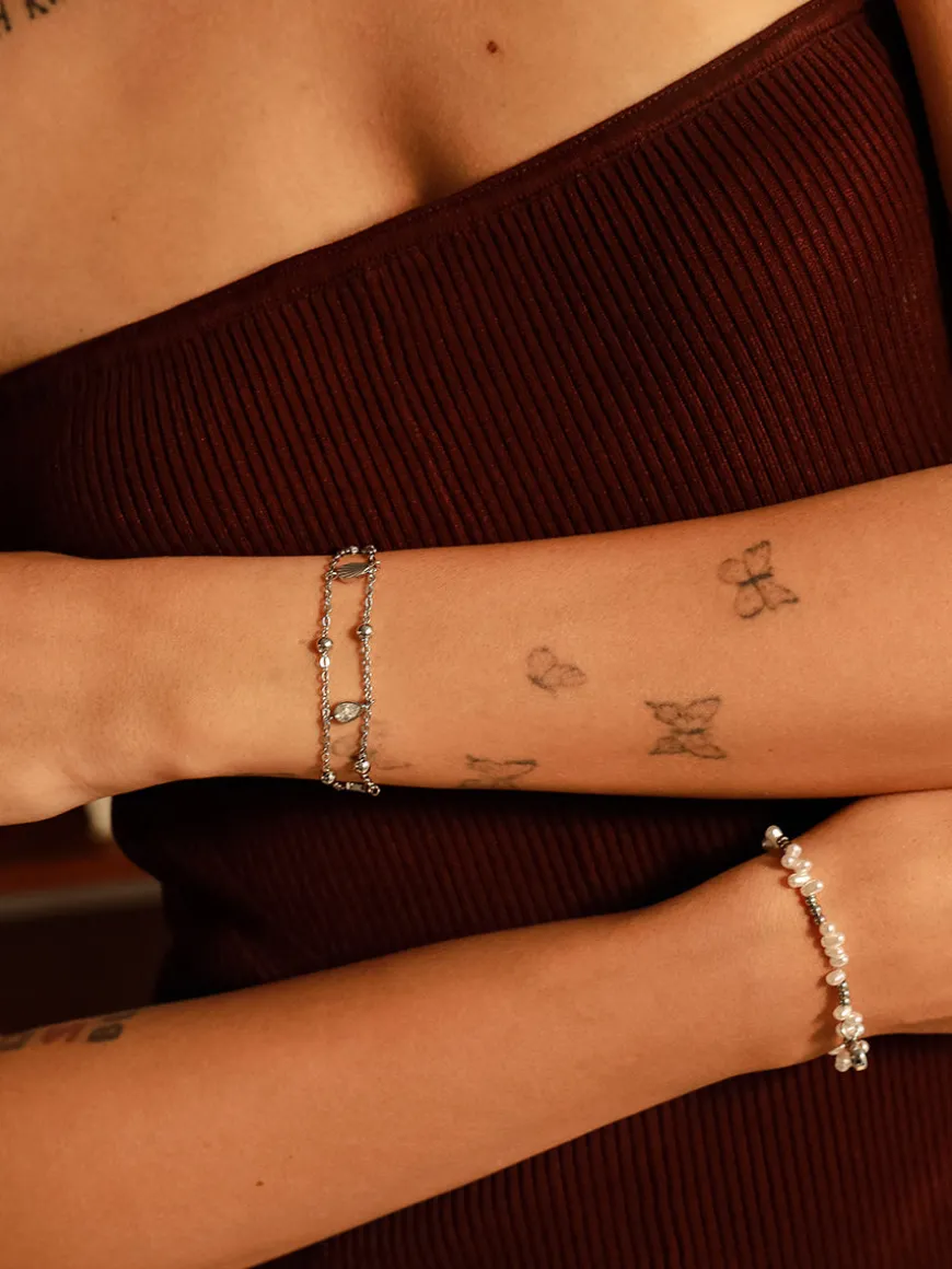 Gorgeous Encounter ARMBAND