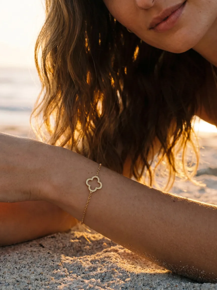 Graceful Clover ARMBAND