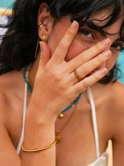 Graceful Interlace Ring