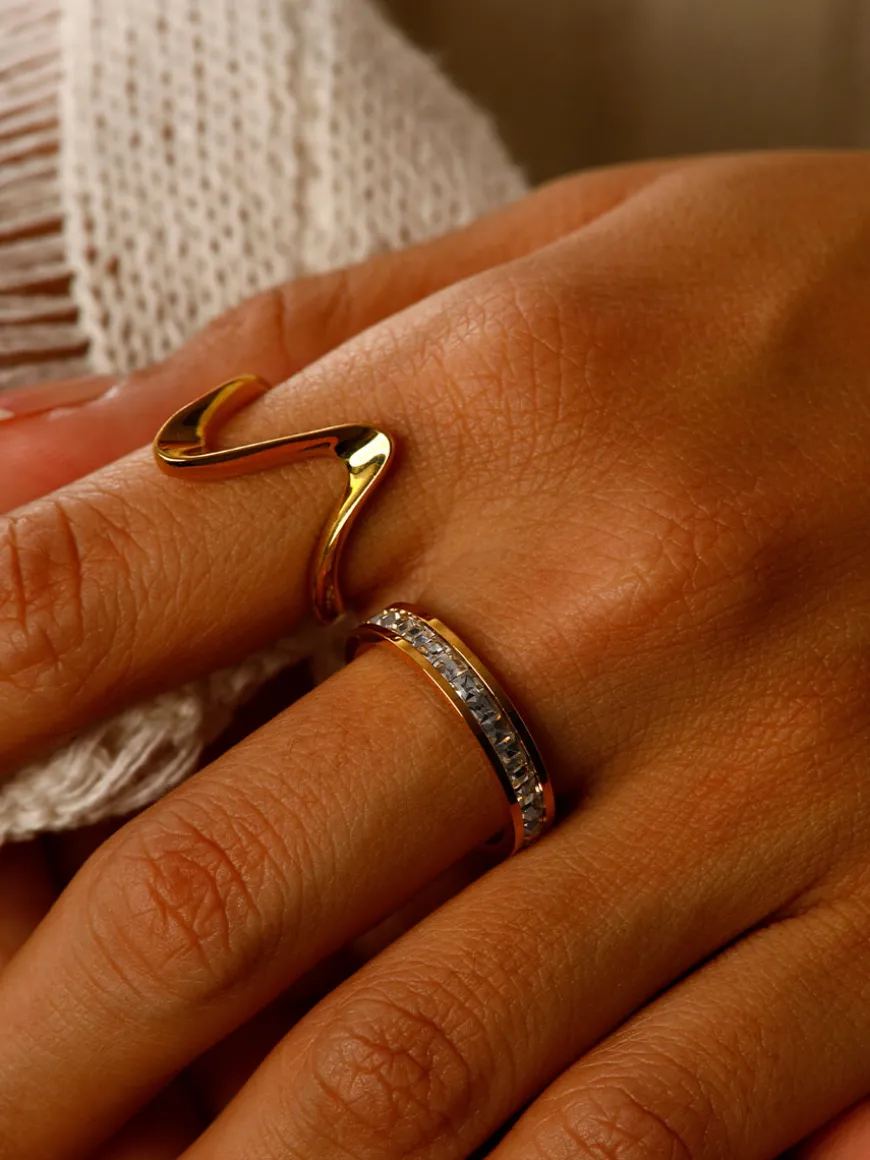 Hyper Space Ring