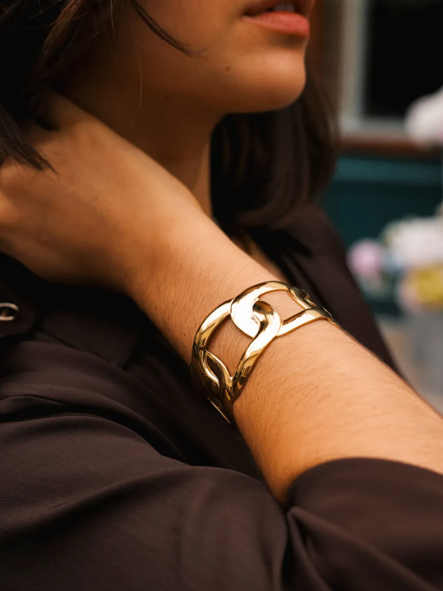 Infinite Melody Armcuff
