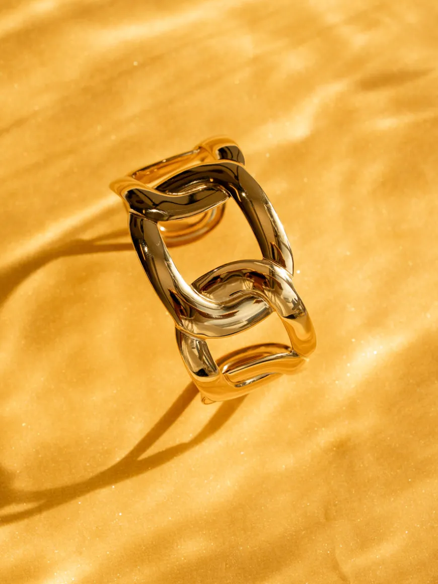 Infinite Melody Armcuff