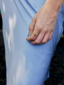 Infinity Loop Ring