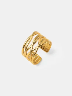Intertwined Elegance Ring