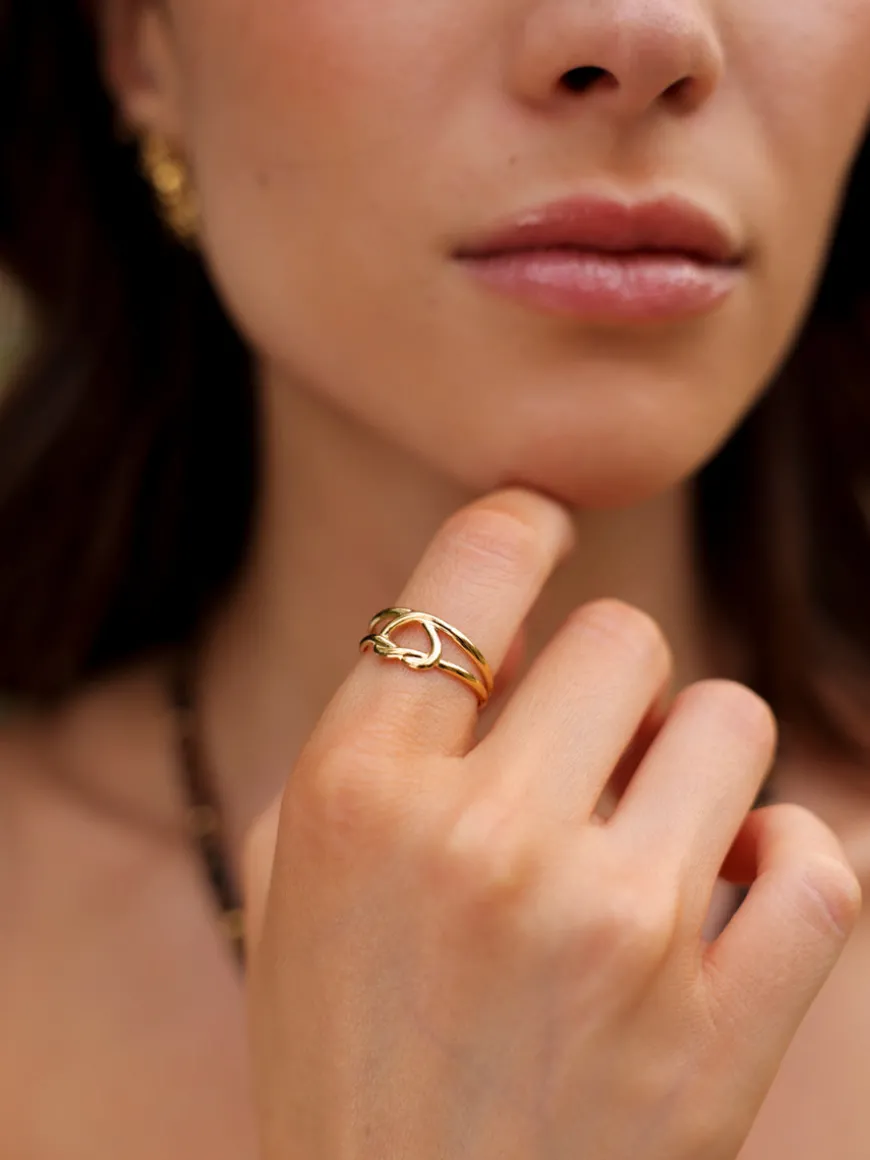 Intertwined Heart Ring