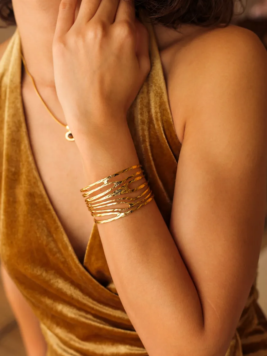 Interwoven Light Armcuff