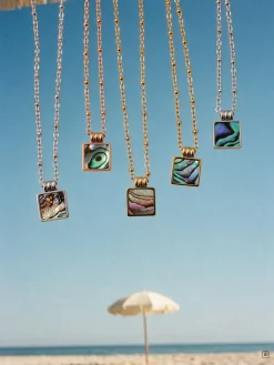 Iridescent Square Kette