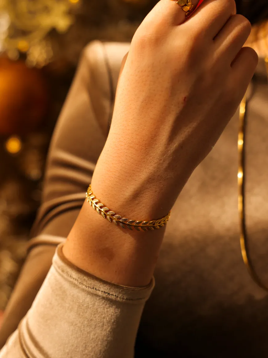 Leaf Echo Armcuff