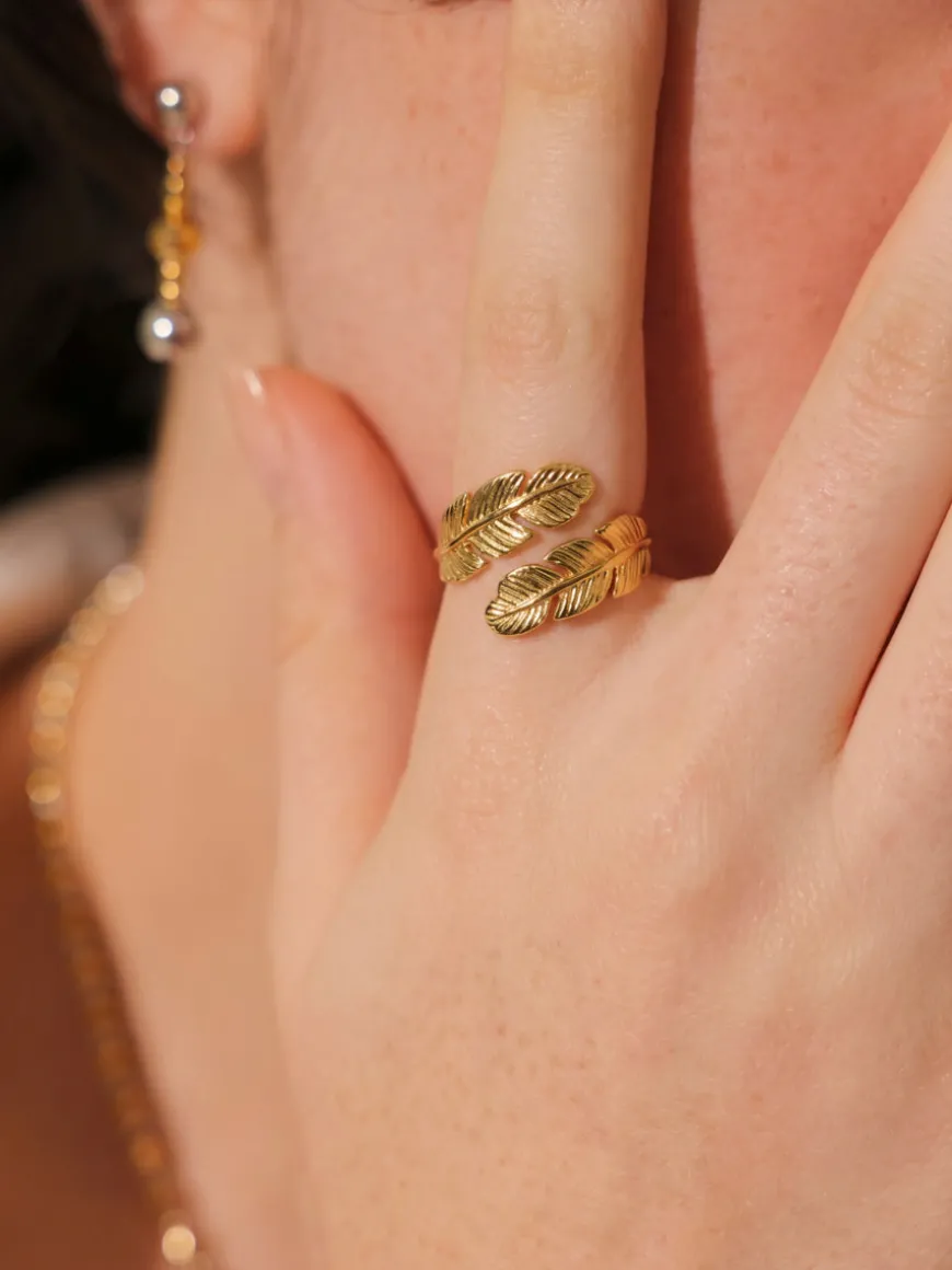 Leafy Elegance Ring
