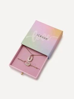 LOVE IS LOVE Set