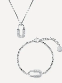 LOVE IS LOVE Set