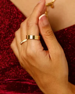 Metal Rock Ring
