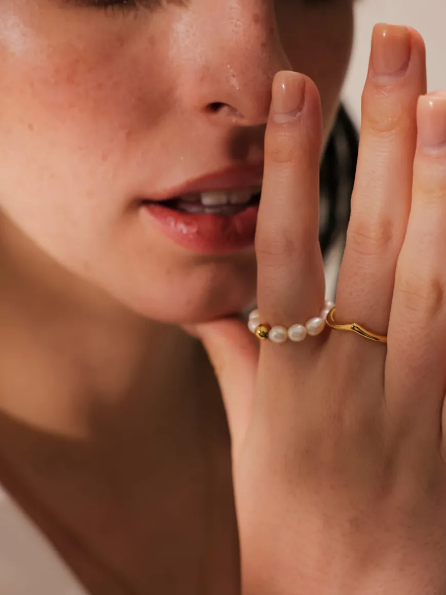 Minimal Beauty Ring