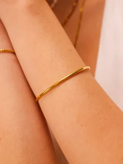Minimal Grace Armcuff