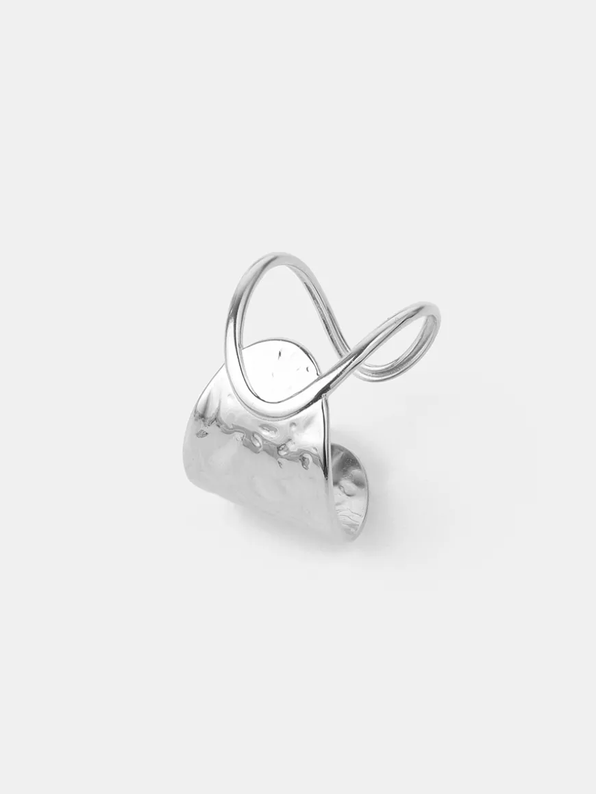 Modern Form Ring