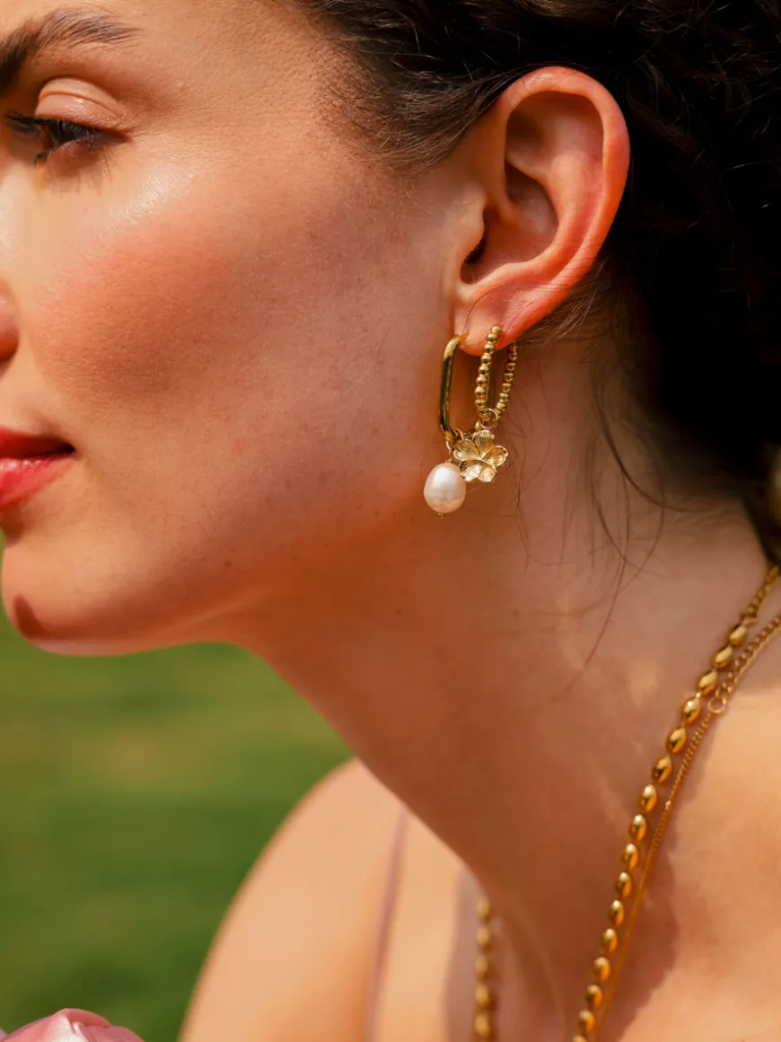 Modern Pearl Ohrring-Charm