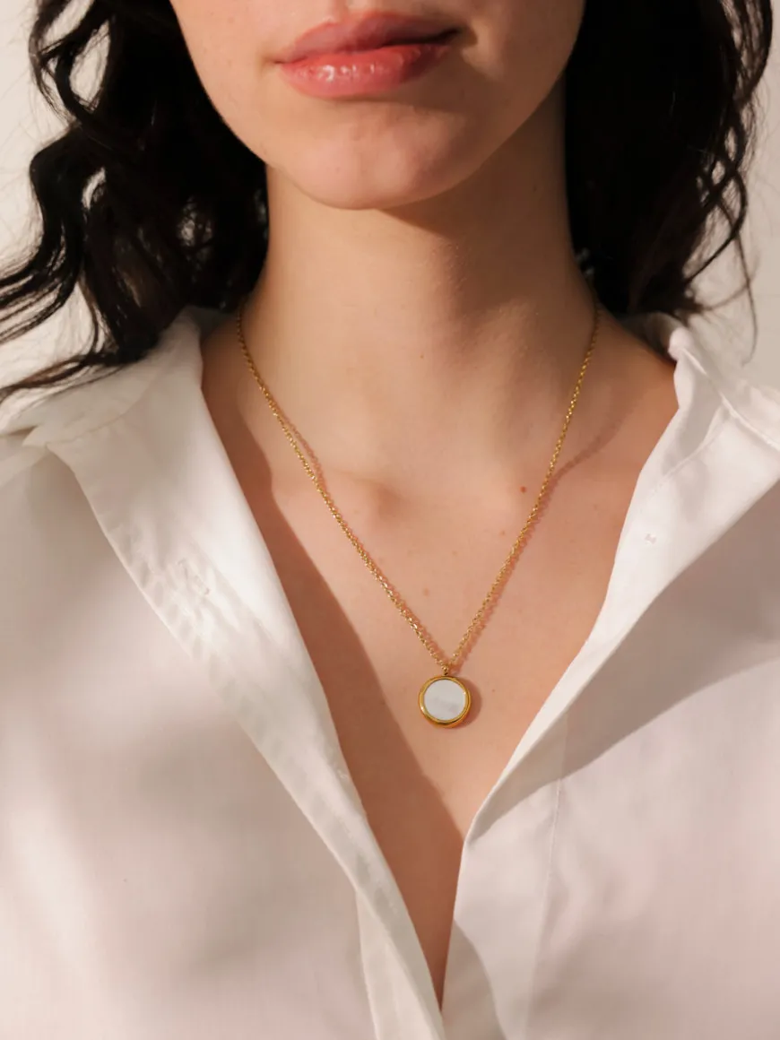 Moonlit Whisper Kette