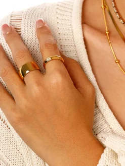 Multiface Ring