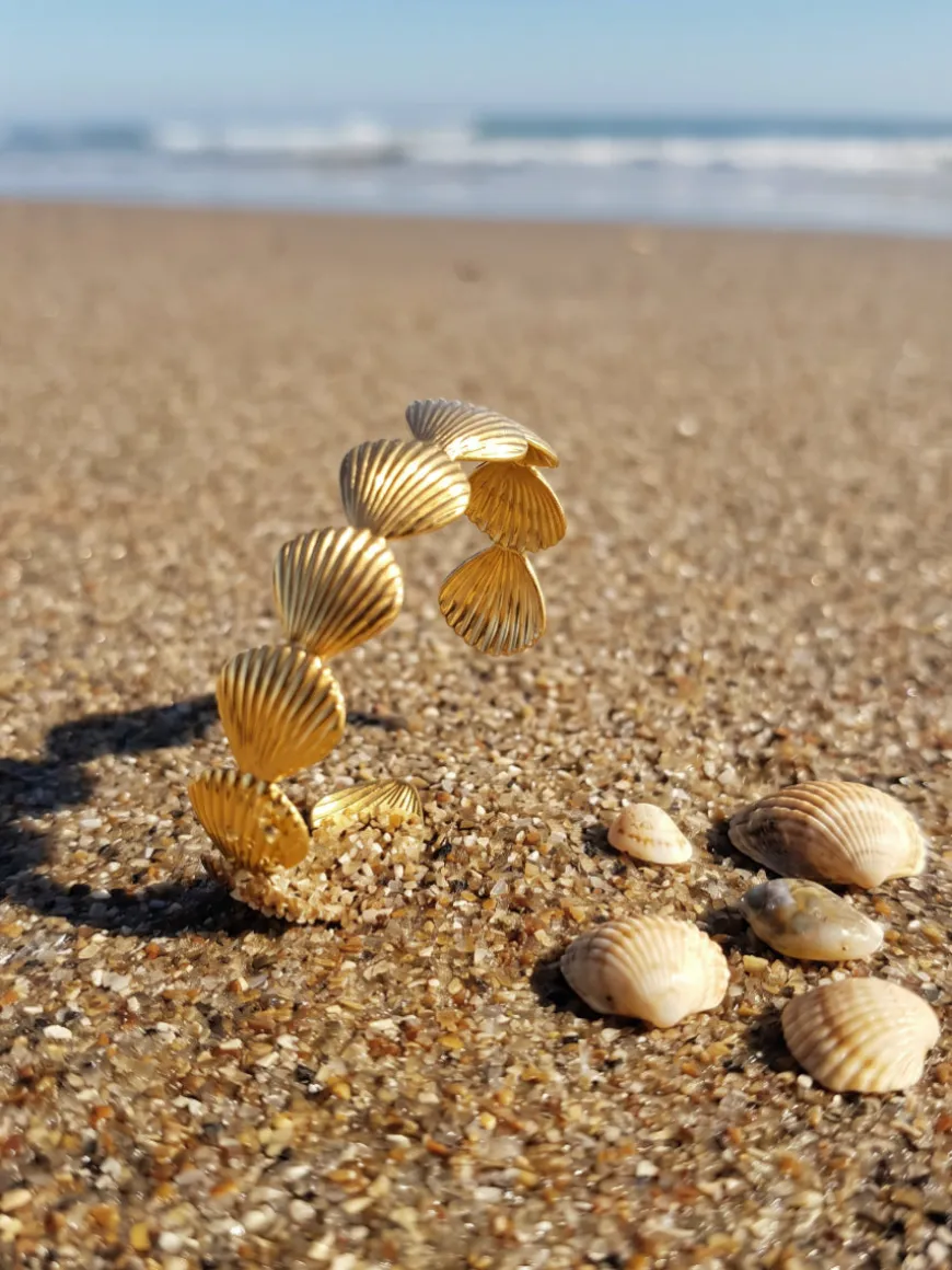Mystic Shell Armcuff