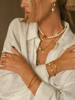 newfemininity ARMBAND