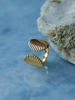 Ocean Treasure Ring
