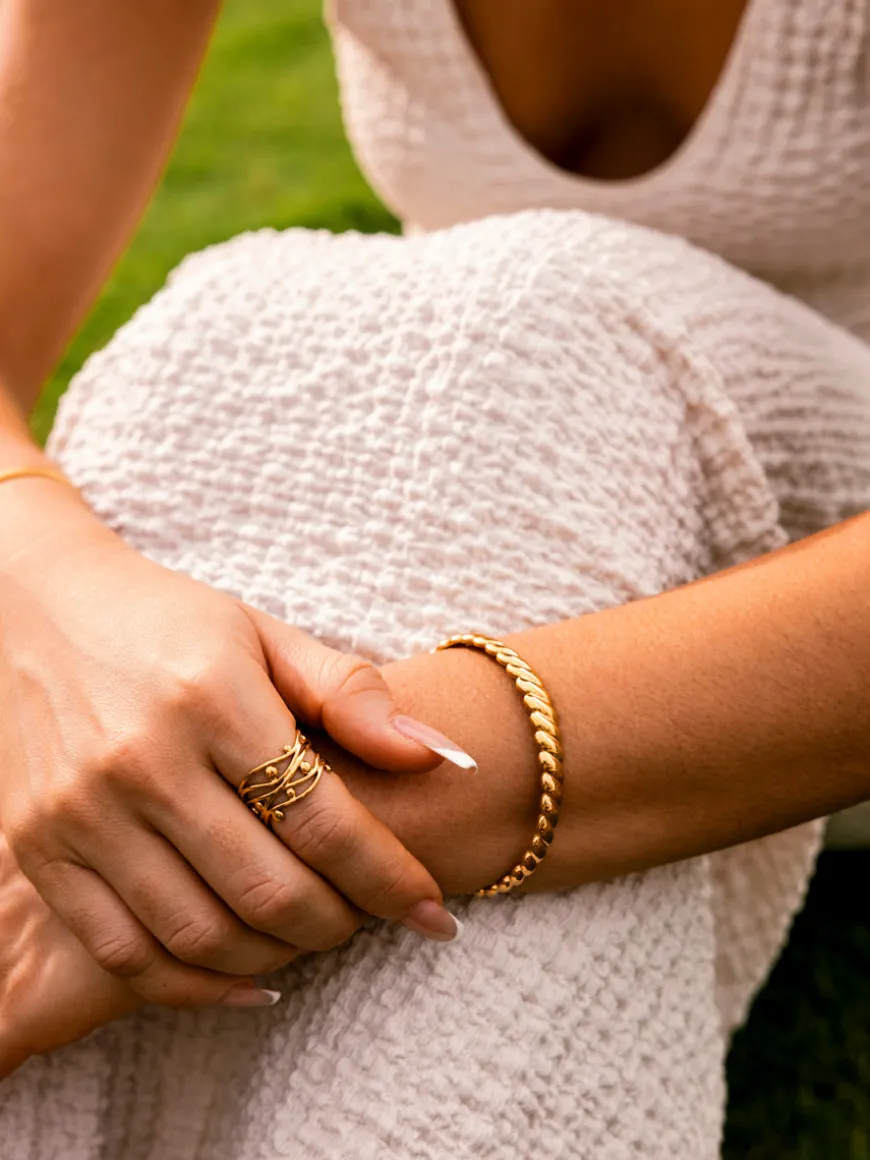 Orbit Trail Ring