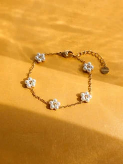 Pearl Bloom ARMBAND