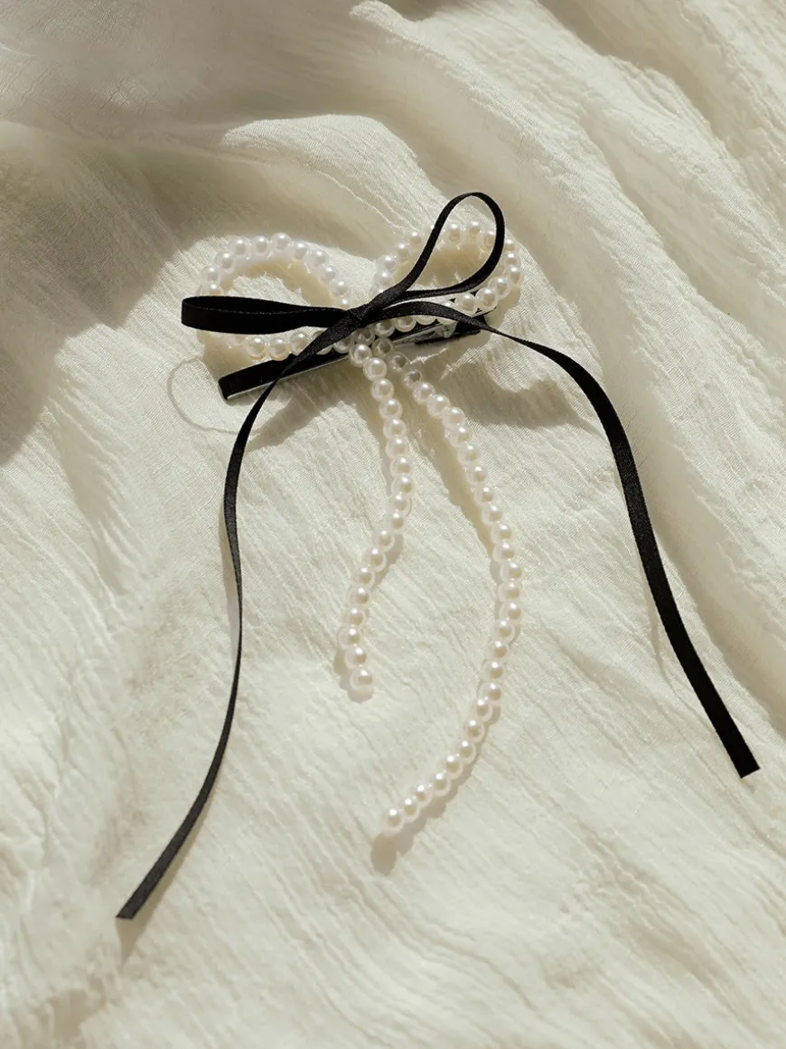 Pearl Ribbon Hairclip