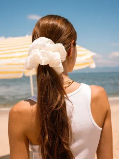 Puffy Lace Scrunchie White
