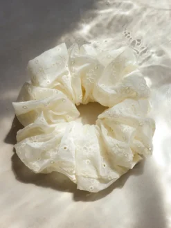 Puffy Lace Scrunchie White