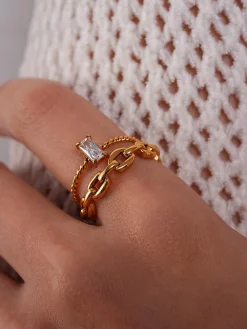 Pure Precious Twist Ring