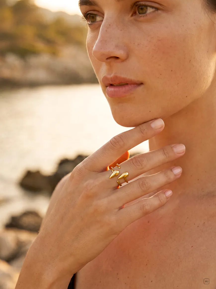 Pure Teardrop Ring