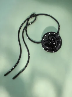 Rose Embrace Black Choker