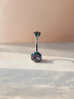 Serene Glow Dark Titan Bauchnabelpiercing
