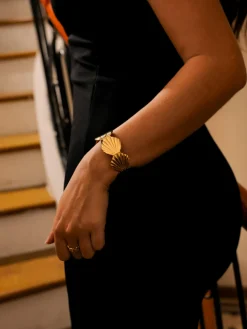 Shell Dream Armcuff