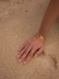 Shell Starfish Armcuff
