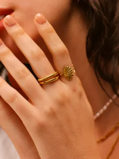 Shell Starfish Ring