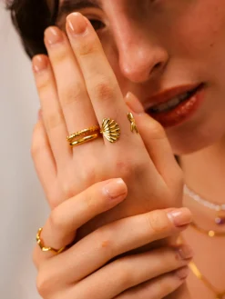 Shell Starfish Ring
