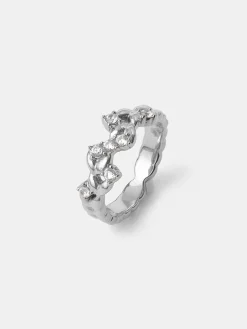 Shining Vine Ring