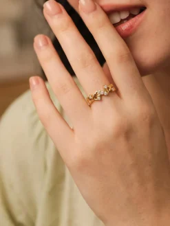 Shining Vine Ring